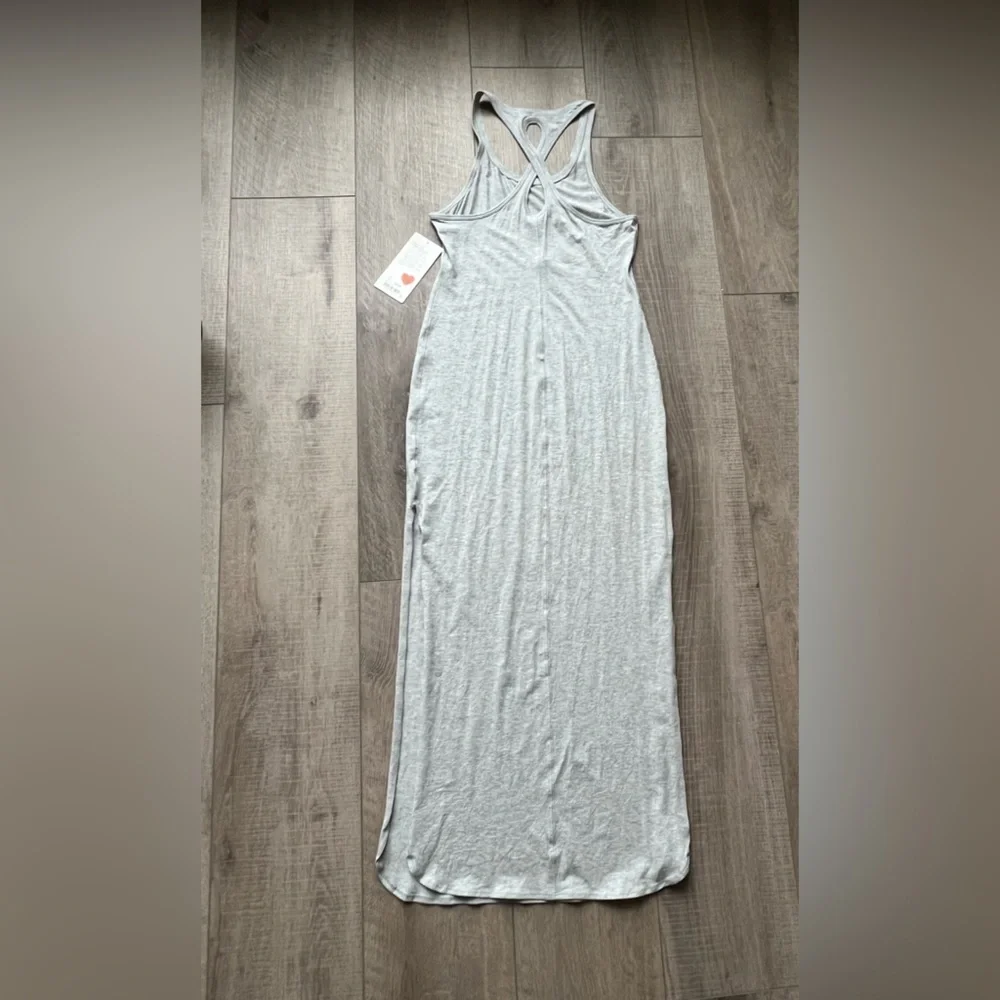 Lululemon Restore & Revitalize Dress in Heathered Core Light Gray Size 10